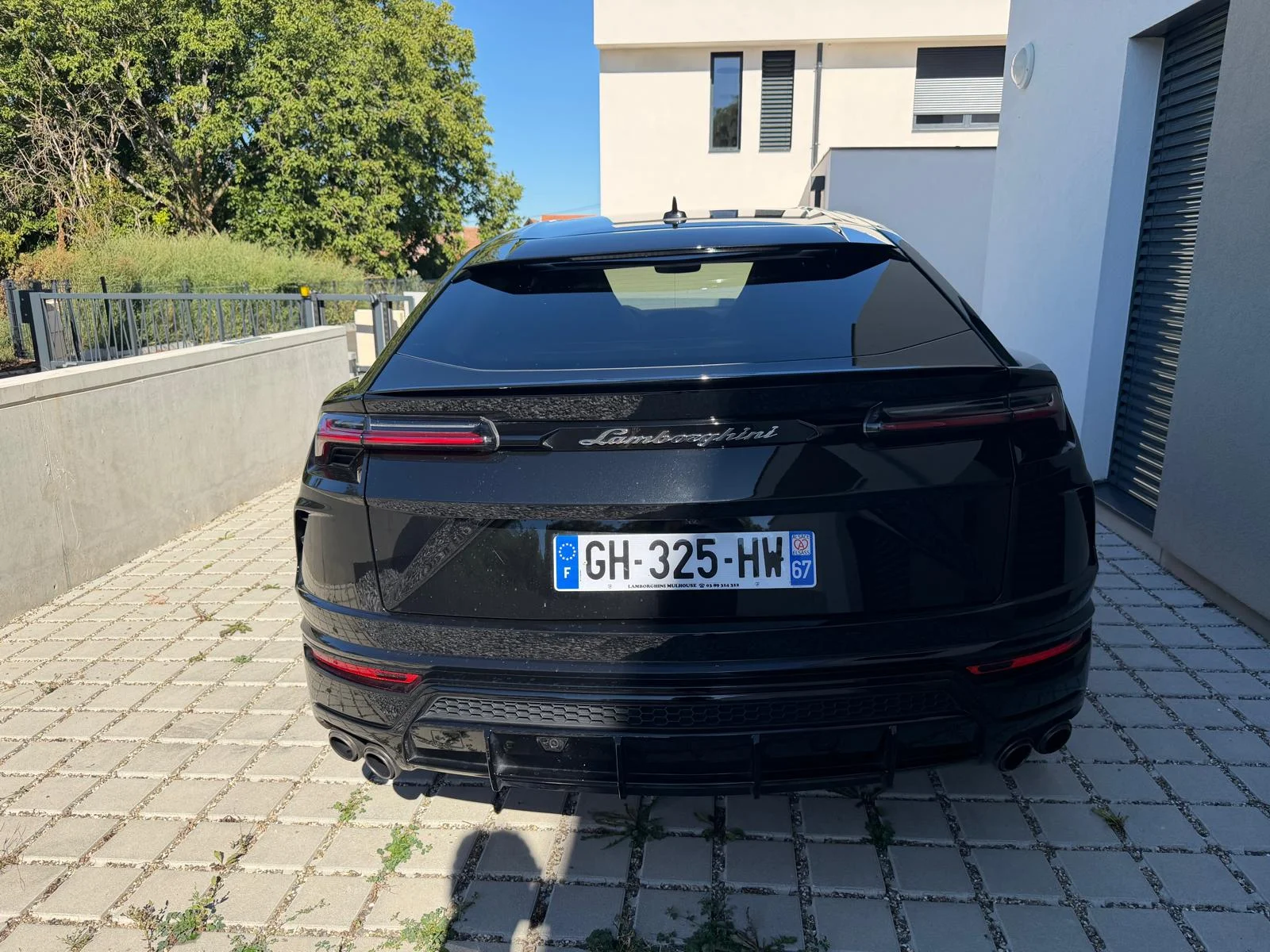 LAMBORGHINI URUS  4.0 V8 650ch AKRAPOVIC