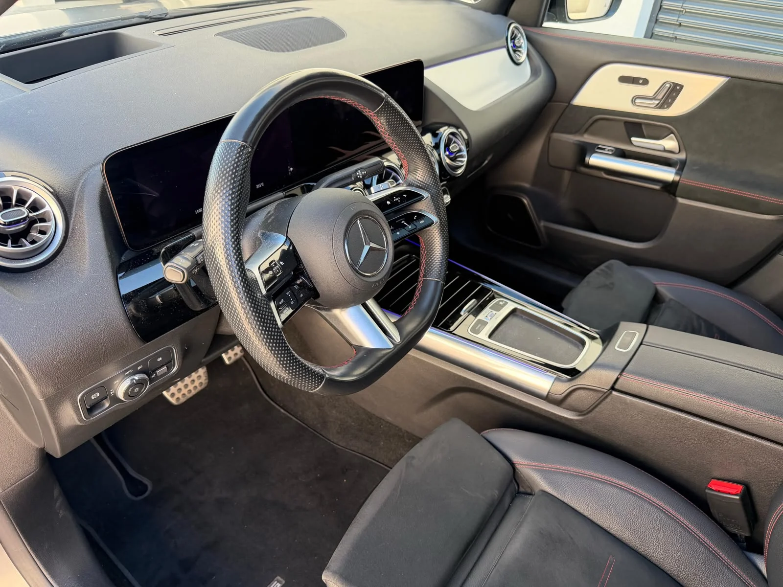 MERCEDES  GLA GLA 220d 4MATIC AMG Line