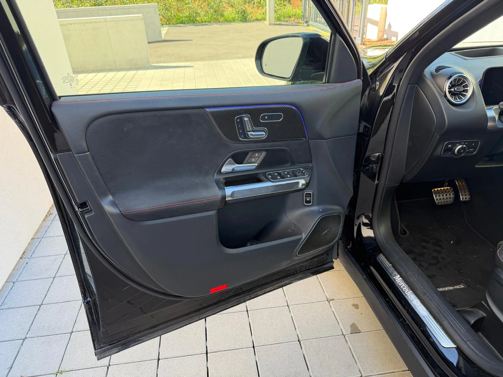 MERCEDES  GLB GLB 220 D 4MATIC AMG Line